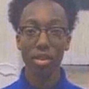 Meet your Posher, Elliot